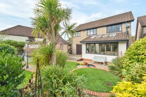 Photo 25- click for photo gallery